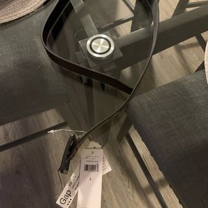 Boy Gap reversible size large belt brand new